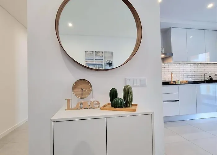 아파트 Modern In *
